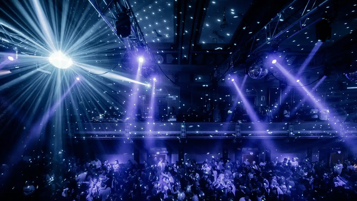 Chauvet DJ Intimidator Hybrid 251SR – detail view