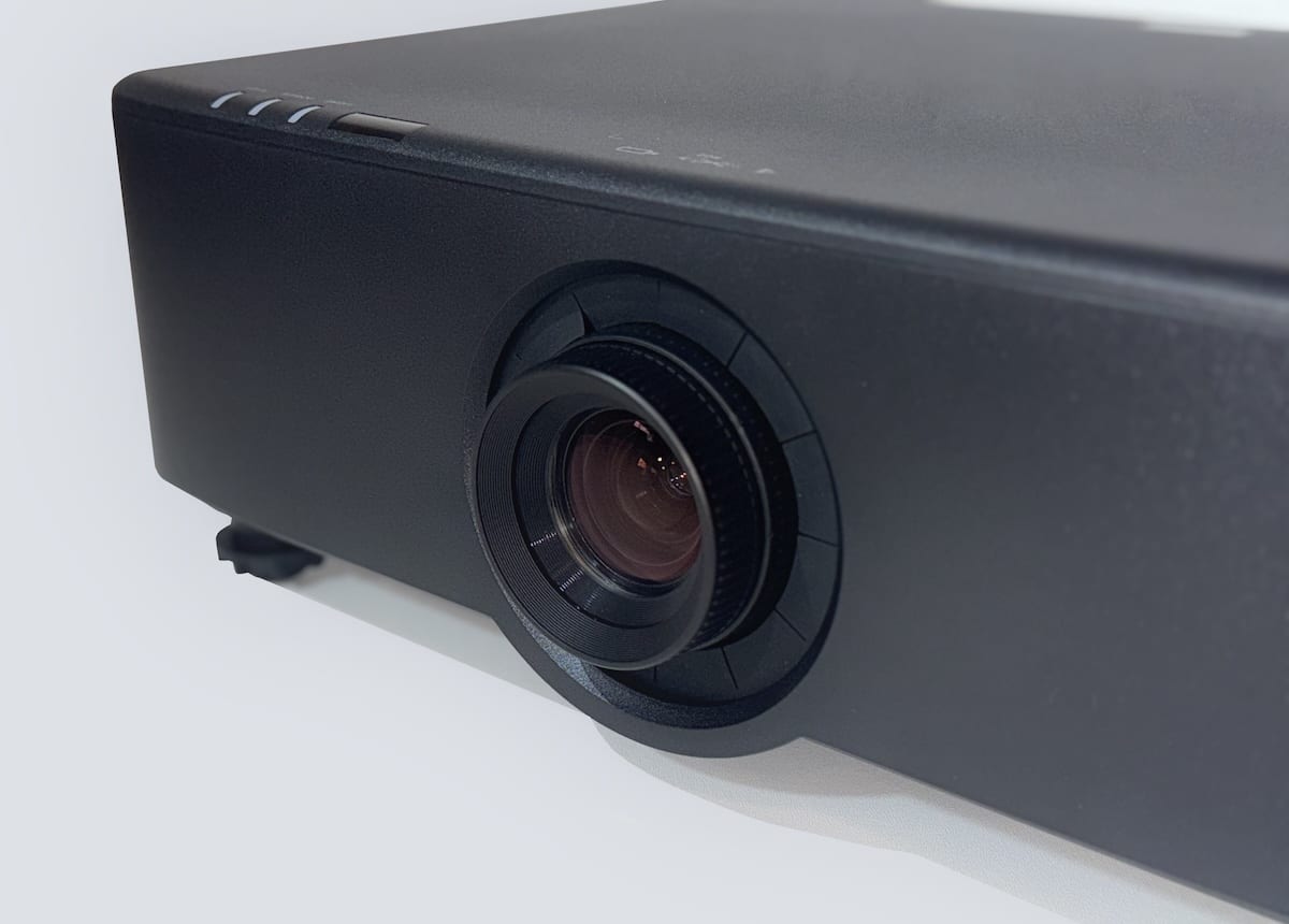 8000 Lumen DLP Laser Projector | The MU9 - Springtree Media